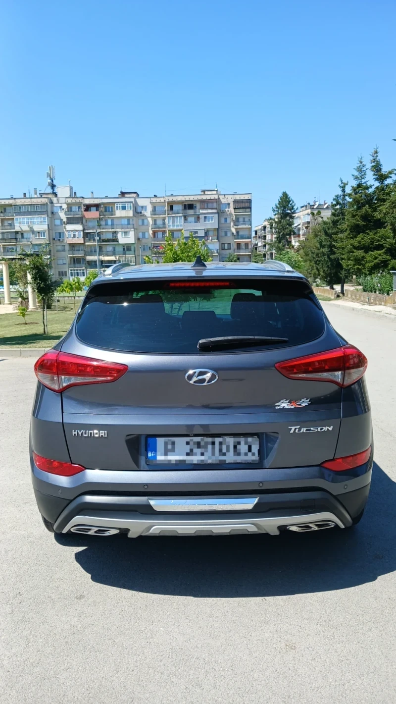 Hyundai Tucson, снимка 6 - Автомобили и джипове - 56634140