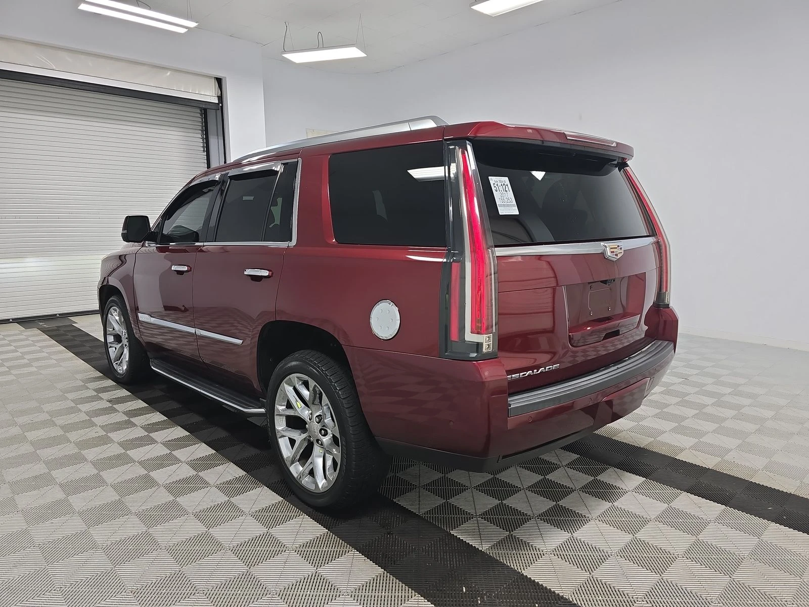 Cadillac Escalade  Luxury 1SB ВСИЧКИ ЕКСТРИ ЗА МОДЕЛА - изображение 3