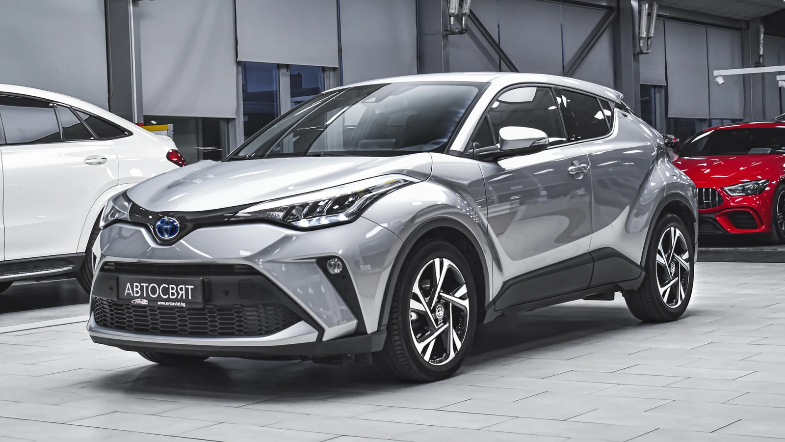 Toyota C-HR 2.0 Hybrid Club Automatic - изображение 4