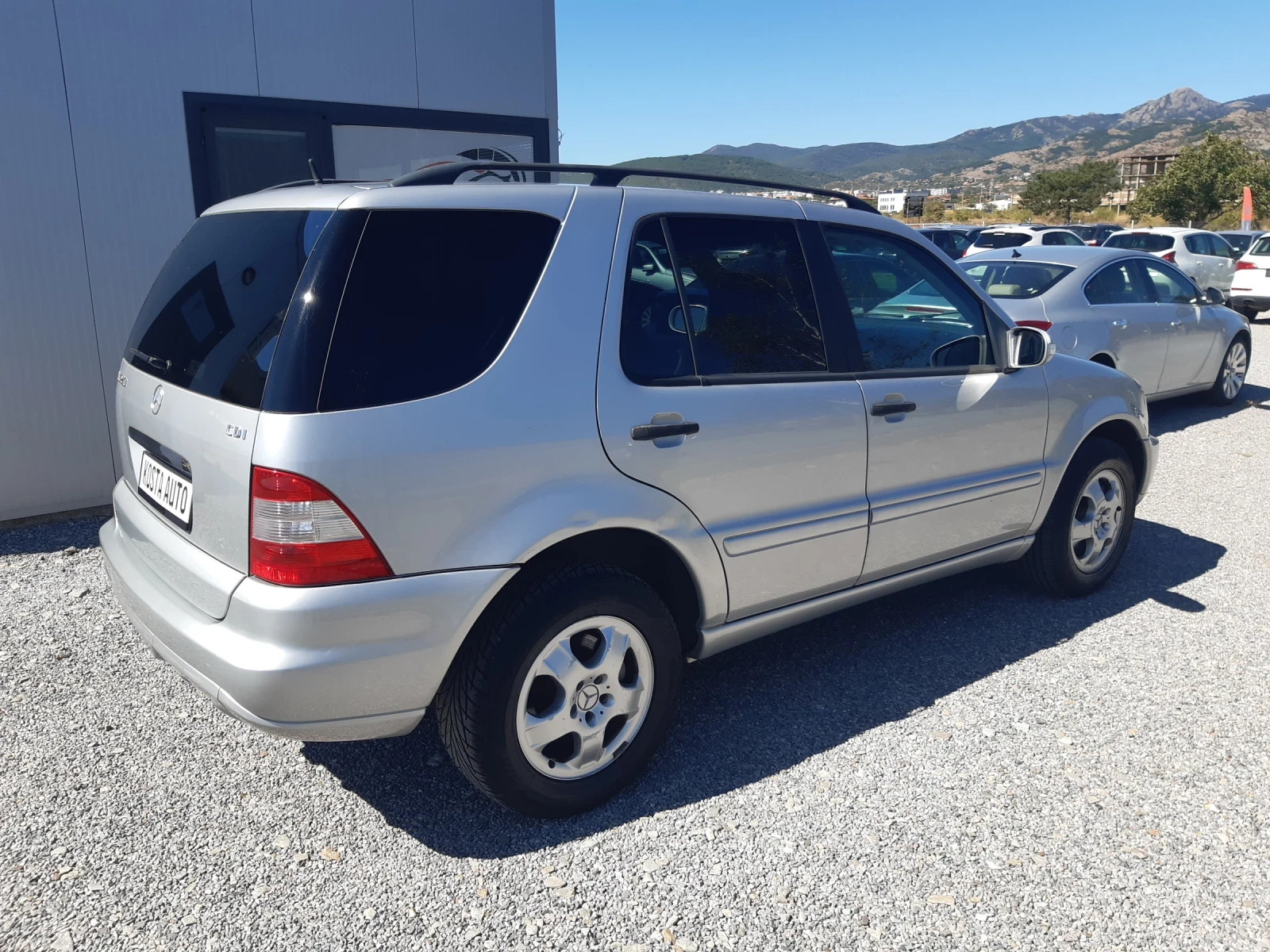 Mercedes-Benz ML 270 КАТО НОВ - изображение 3