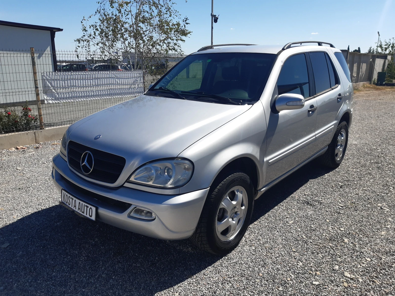 Mercedes-Benz ML 270 КАТО НОВ - изображение 9