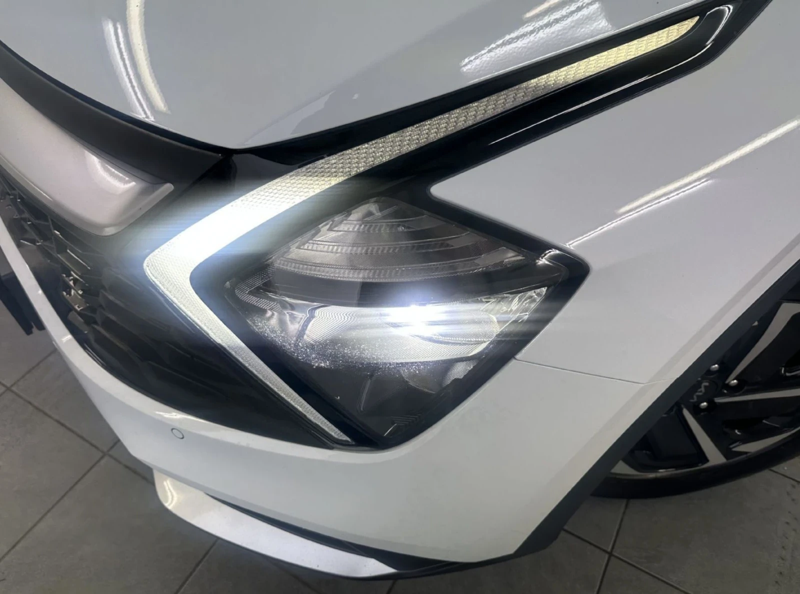 Kia Sportage Active Hybrid 1, 6 T-GDI 230hp.KAMERA.LED.NAVI, снимка 14 - Автомобили и джипове - 55018126