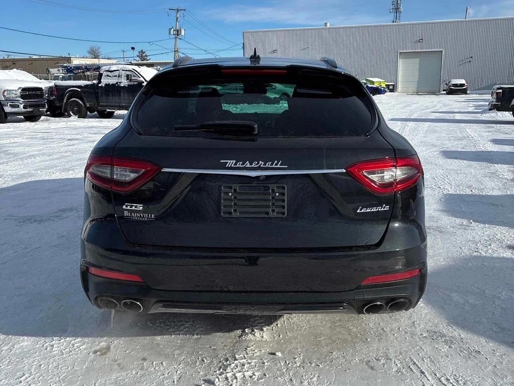 Maserati Levante * 3.8L * CARFAX * БЕЗ ПЪРВОНАЧАЛНА ВНОСКА - изображение 4