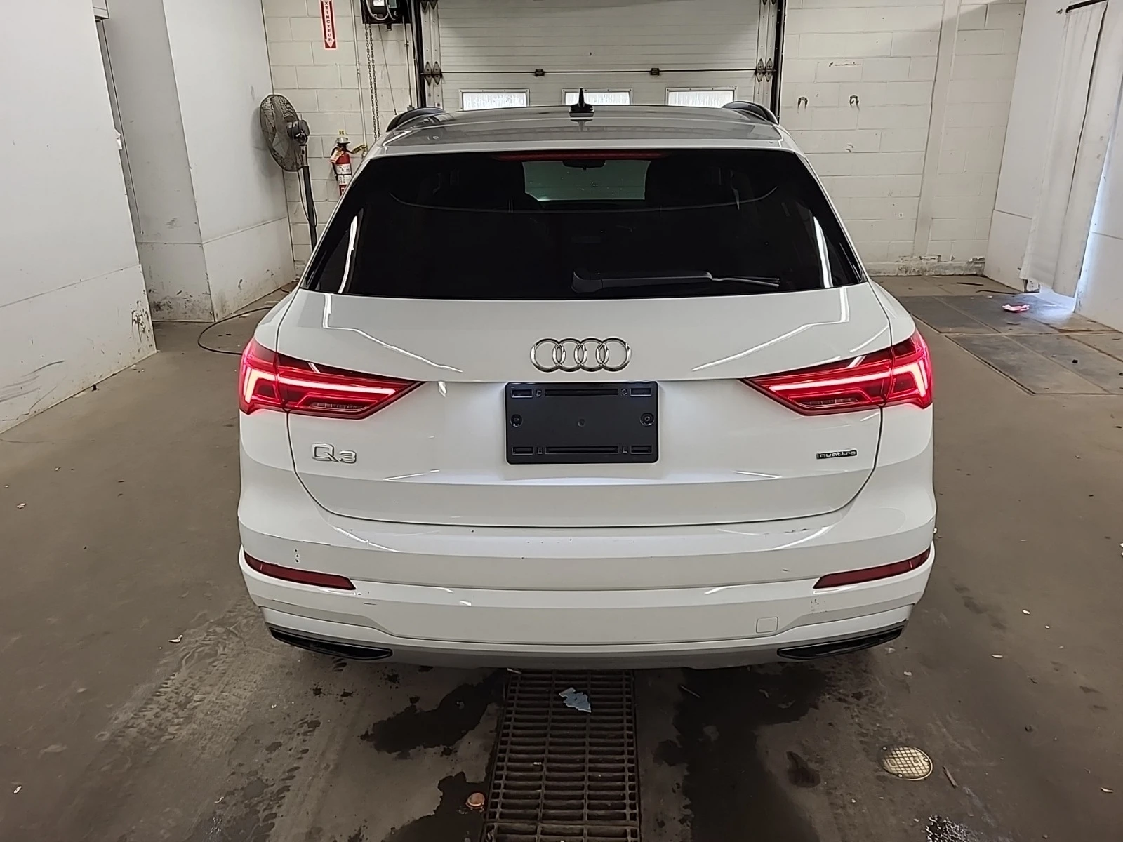 Audi Q3 * * CARFAX * * ���� ������ * *  | Mobile.bg � ����������� 5