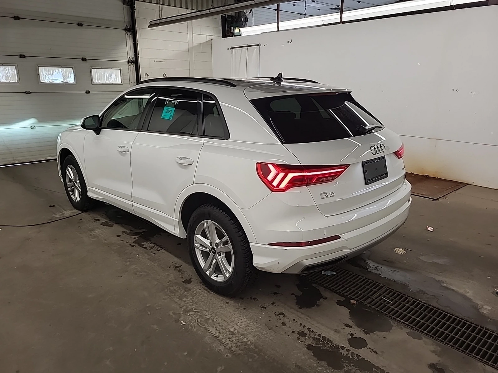 Audi Q3 * * CARFAX * * ���� ������ * *  | Mobile.bg � ����������� 4