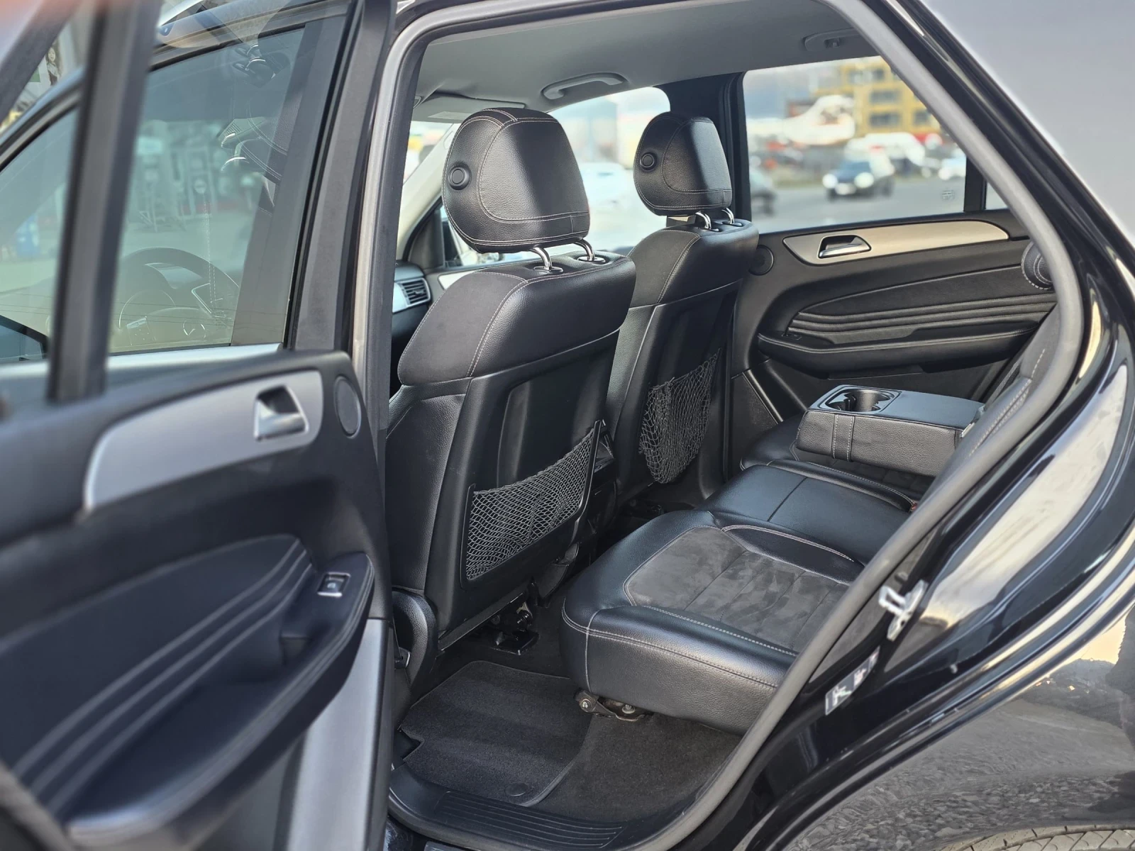 Mercedes-Benz ML 350 3.5 CDI * 258 k.c* 4 matic Запазен Джип!!!, снимка 10 - Автомобили и джипове - 53738788