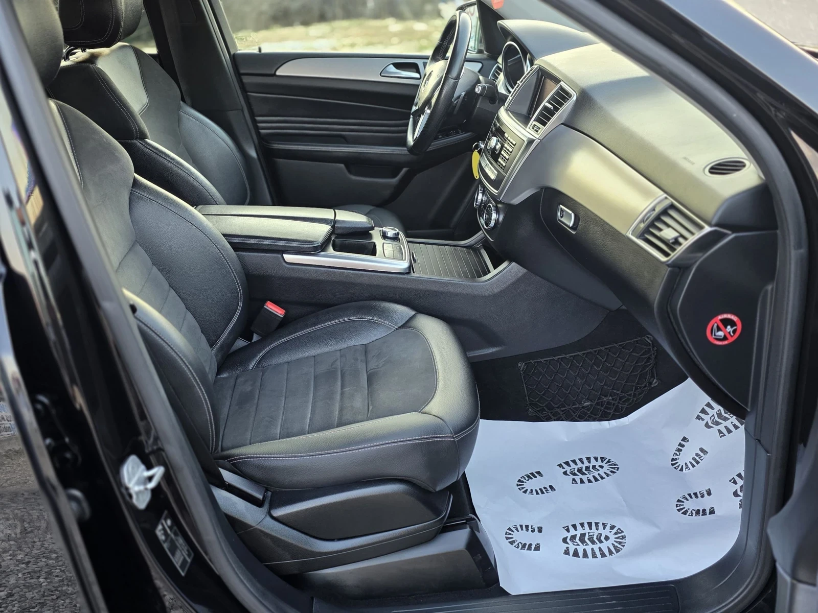 Mercedes-Benz ML 350 3.5 CDI * 258 k.c* 4 matic Запазен Джип!!!, снимка 14 - Автомобили и джипове - 53738788