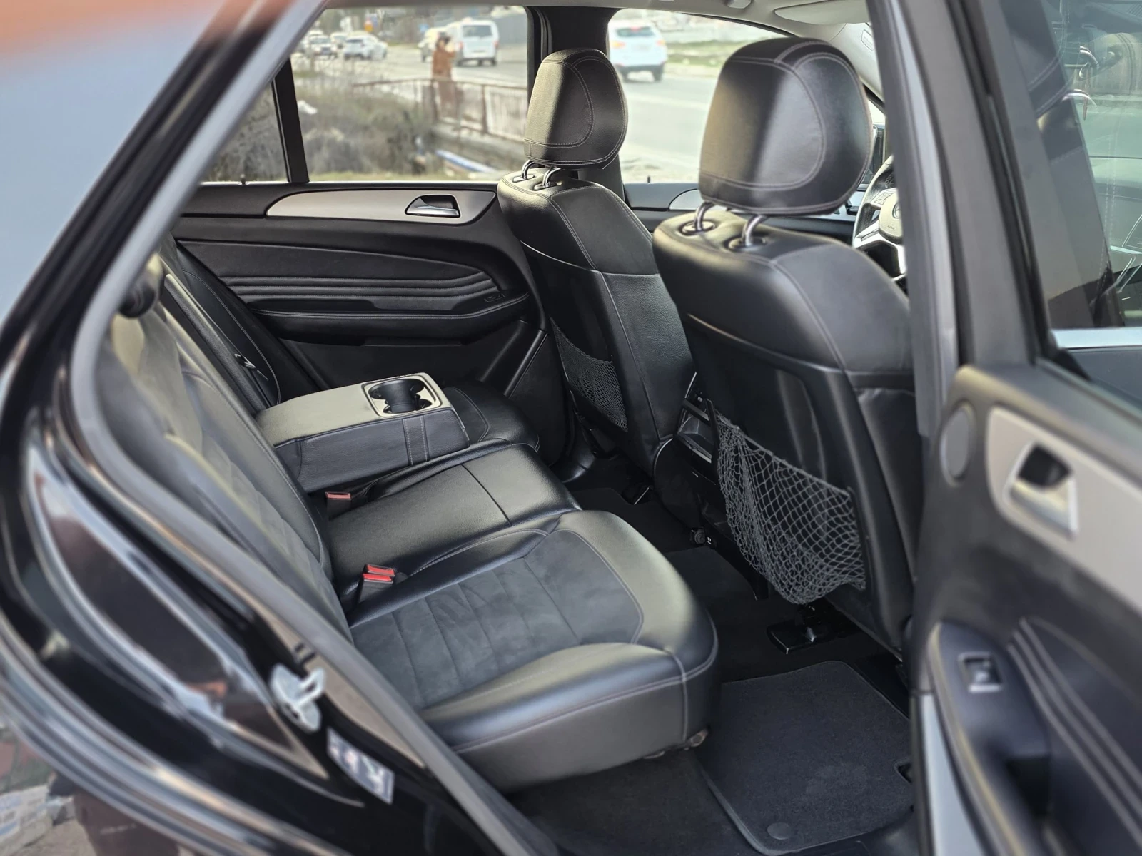 Mercedes-Benz ML 350 3.5 CDI * 258 k.c* 4 matic Запазен Джип!!!, снимка 13 - Автомобили и джипове - 53738788