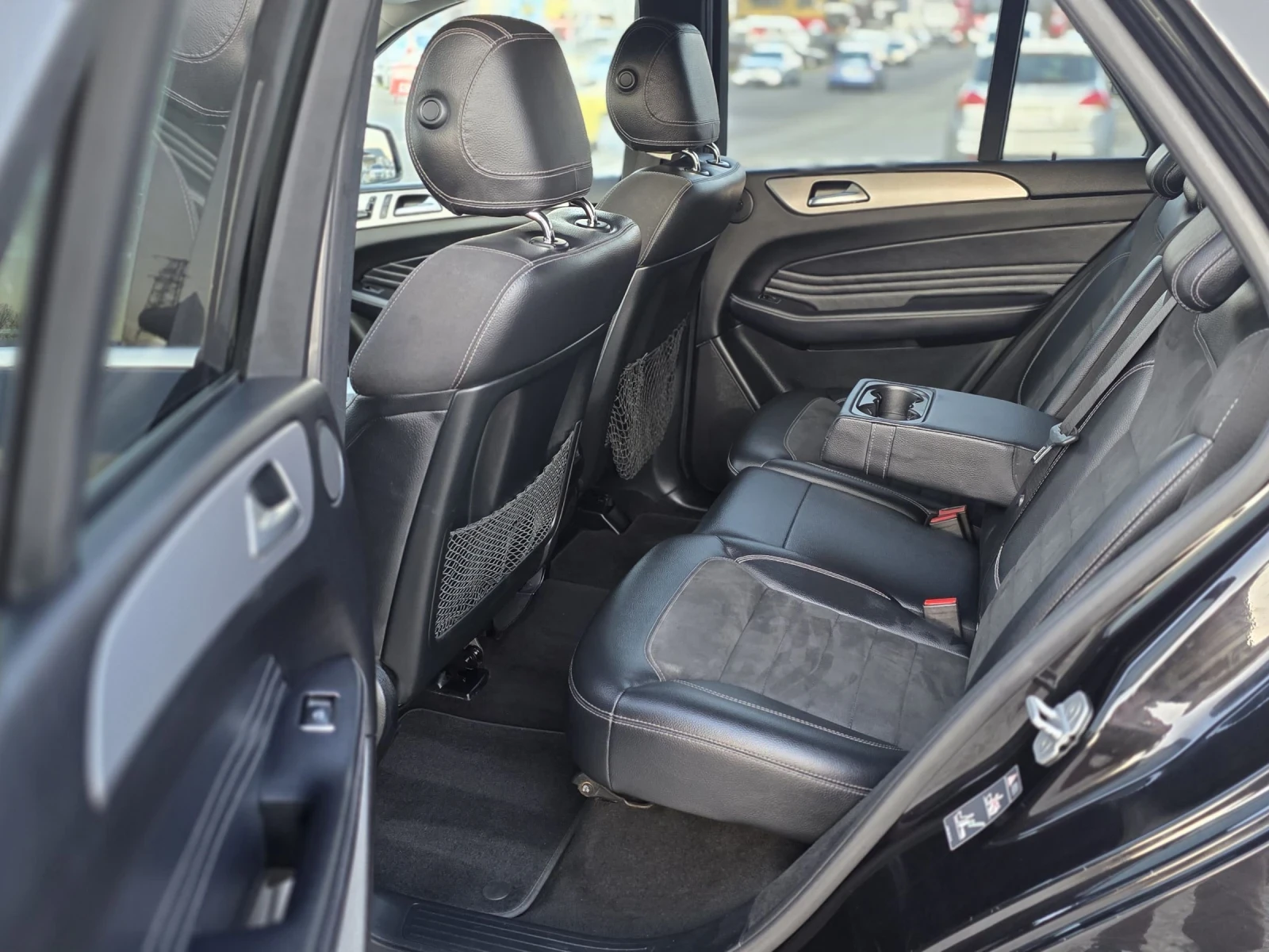 Mercedes-Benz ML 350 3.5 CDI * 258 k.c* 4 matic Запазен Джип!!!, снимка 11 - Автомобили и джипове - 53738788