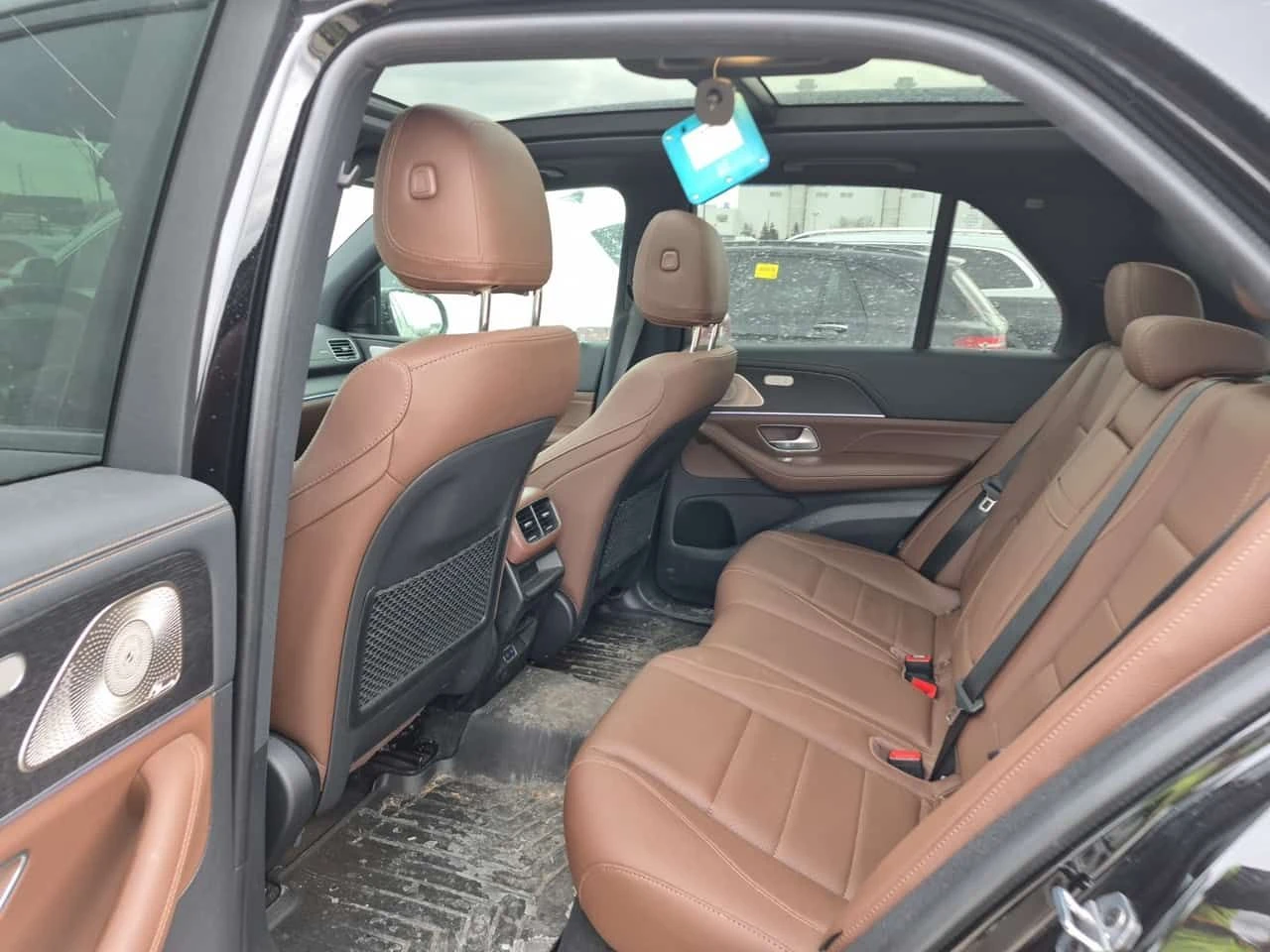 Mercedes-Benz GLE 450 BURMESTER| ОБДУХВАНЕ| PANO| 360| HEAD-UP, снимка 11 - Автомобили и джипове - 54132128