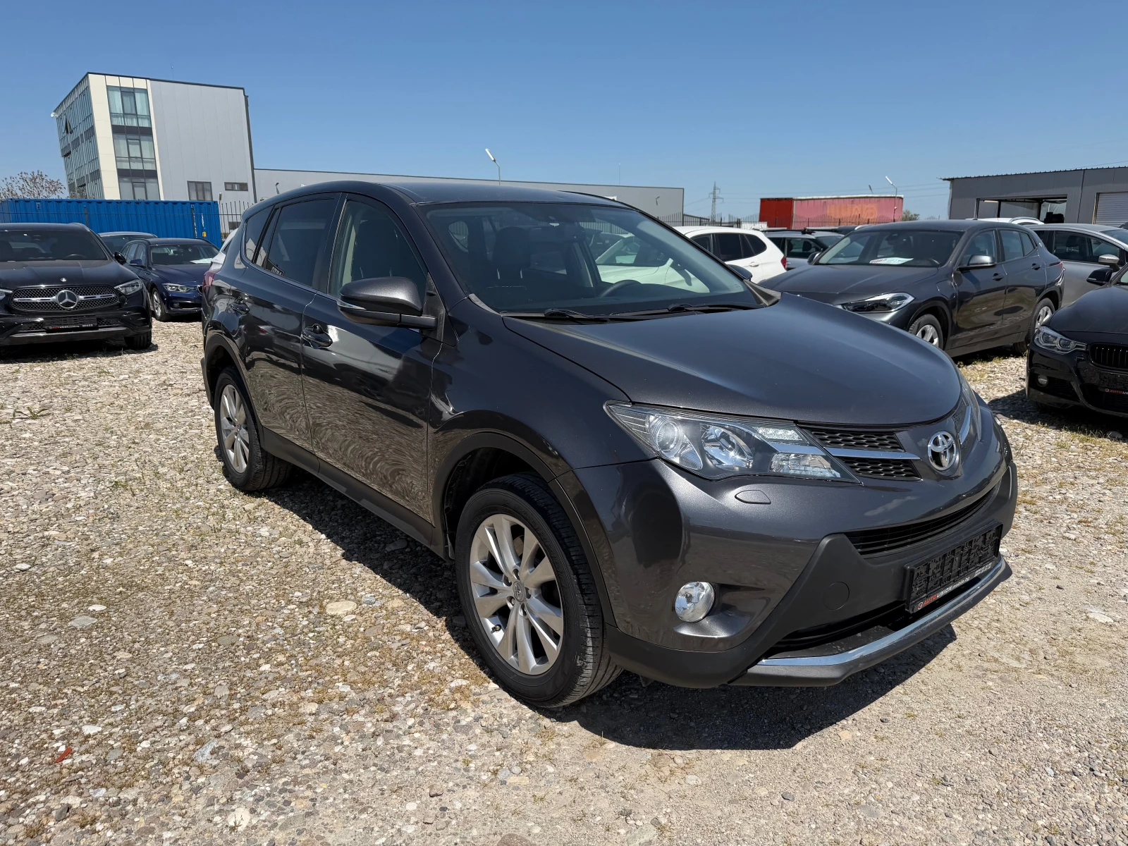 Toyota Rav4 2.2 D4D, снимка 3 - Автомобили и джипове - 54332010