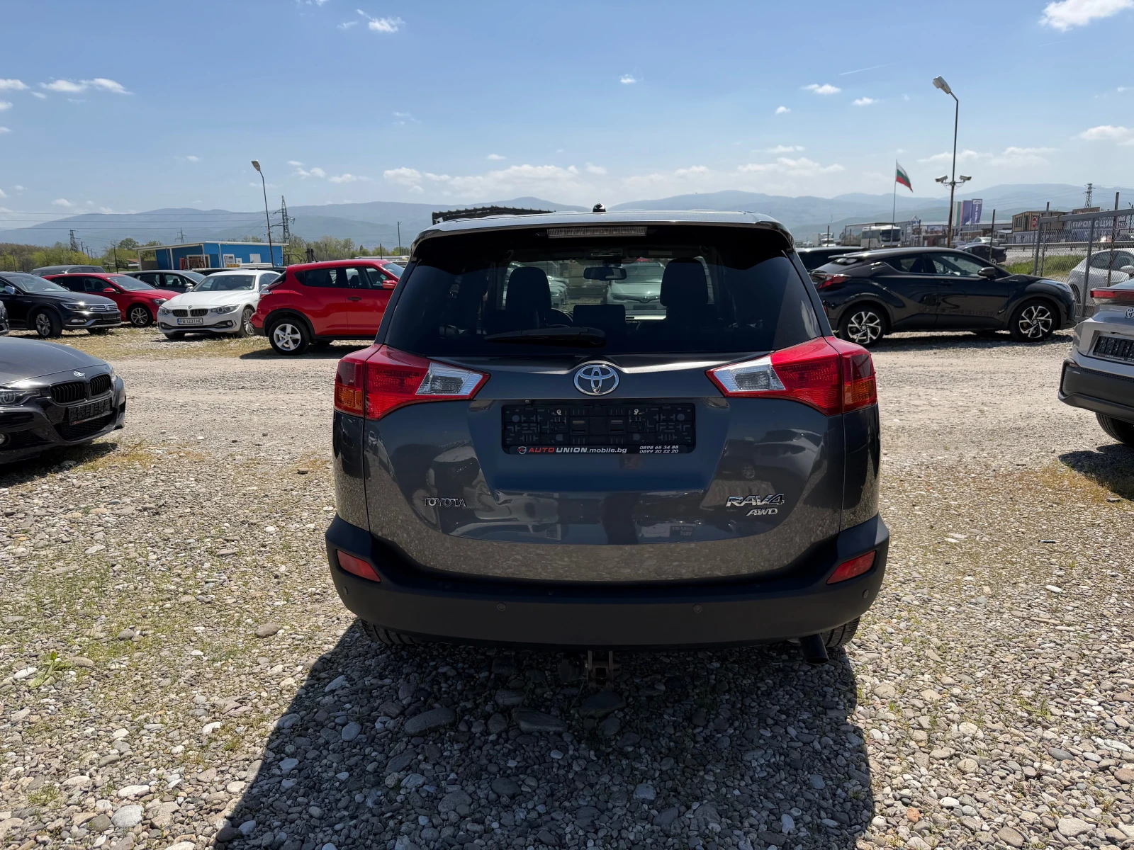 Toyota Rav4 2.2 D4D, снимка 6 - Автомобили и джипове - 54332010