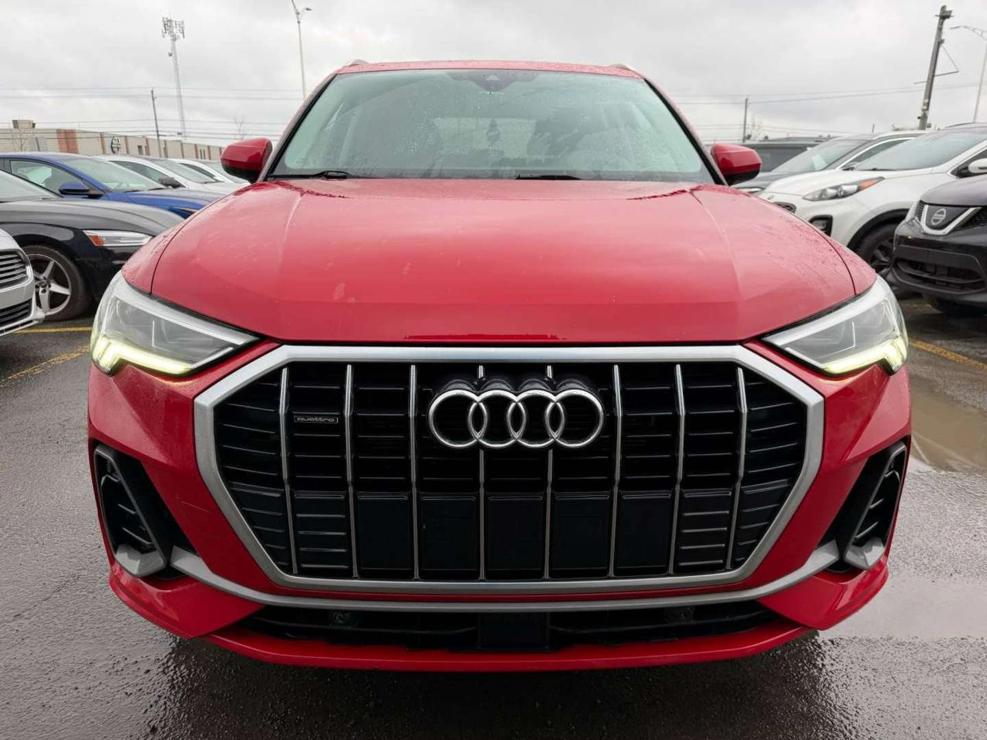 Audi Q3, снимка 4 - Автомобили и джипове - 56115327