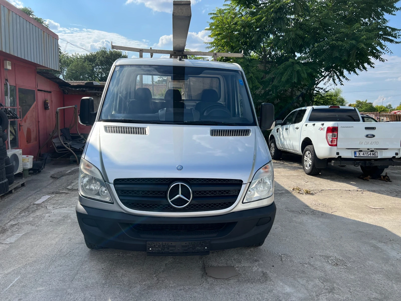 Mercedes-Benz Sprinter 313 Дограмаджийка  - изображение 4