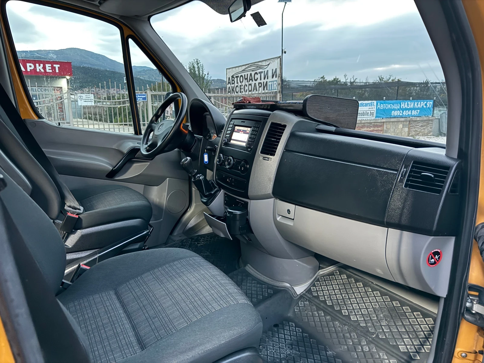 Mercedes-Benz Sprinter 316 КАТО НОВ - изображение 8