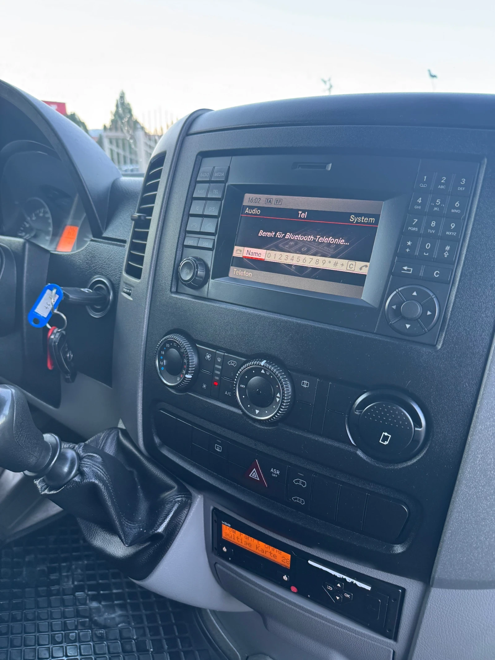 Mercedes-Benz Sprinter 316 КАТО НОВ - изображение 10