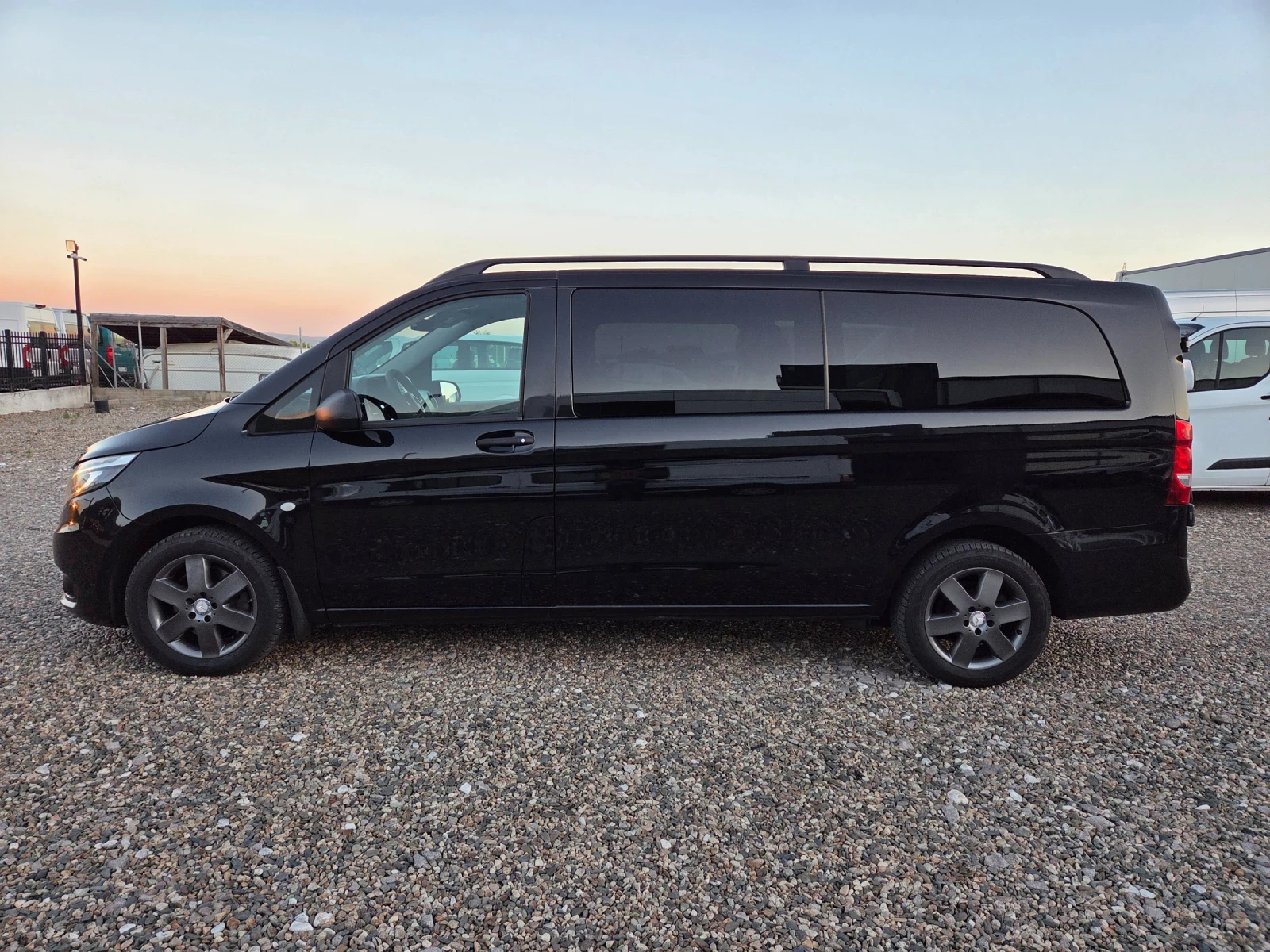 Mercedes-Benz Vito 114cdi 9места 4matik климатик evro 6, снимка 3 - Бусове и автобуси - 54682841