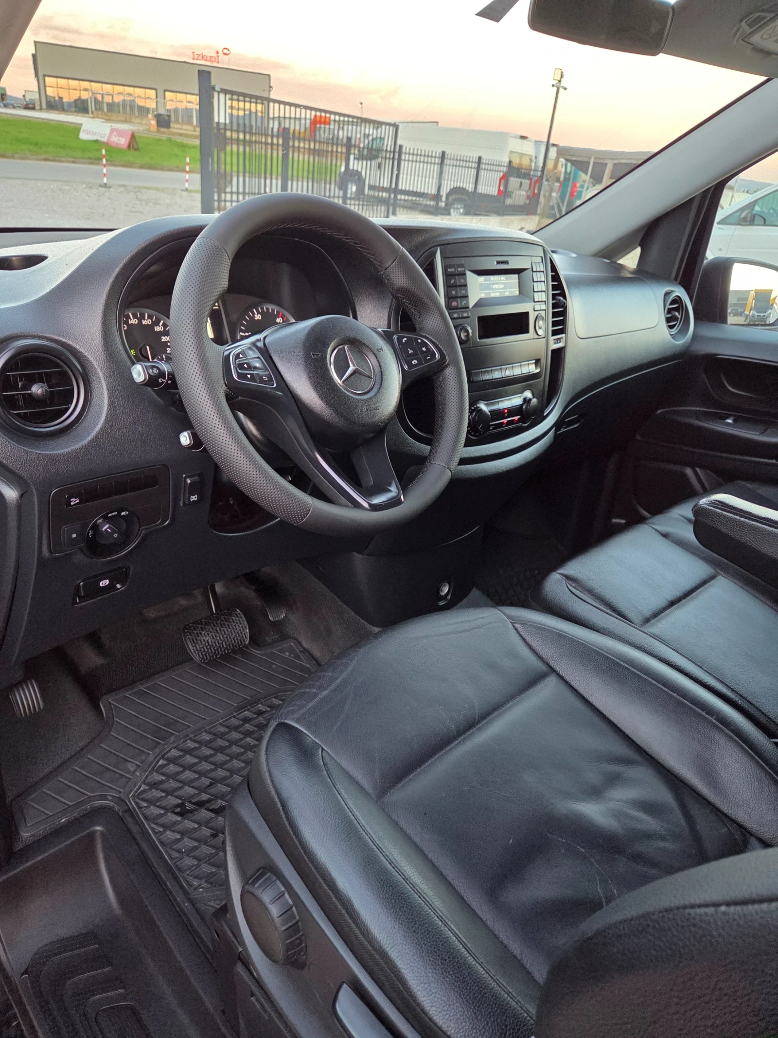 Mercedes-Benz Vito 114cdi 9места 4matik климатик evro 6, снимка 14 - Бусове и автобуси - 54682841