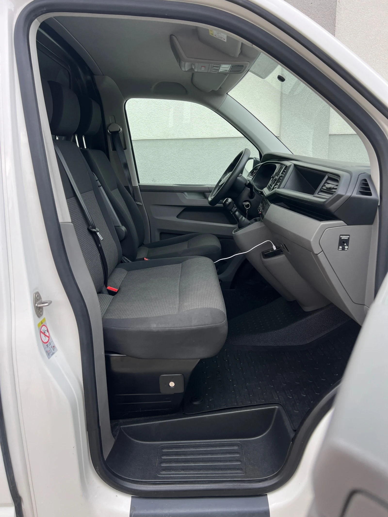 VW Transporter * 4MOTION* 3xTOP..!!!* , снимка 13 - Бусове и автобуси - 55792067