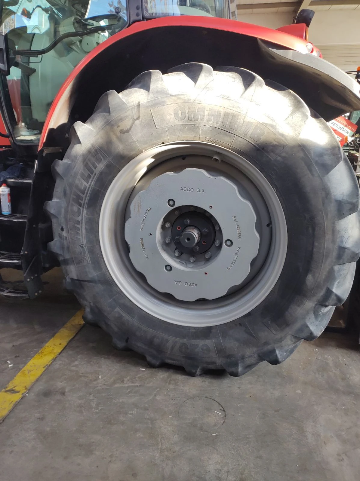 Трактор Massey 7722 - изображение 5