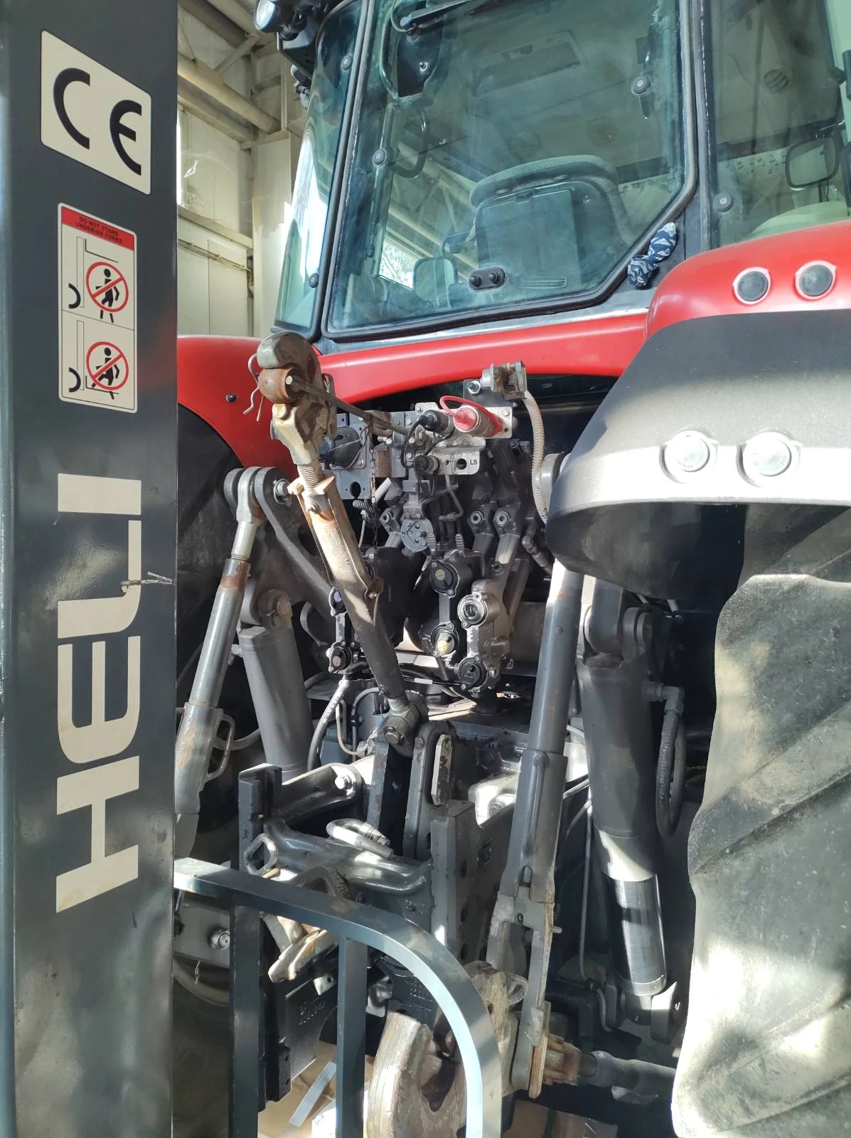 Трактор Massey 7722 - изображение 4