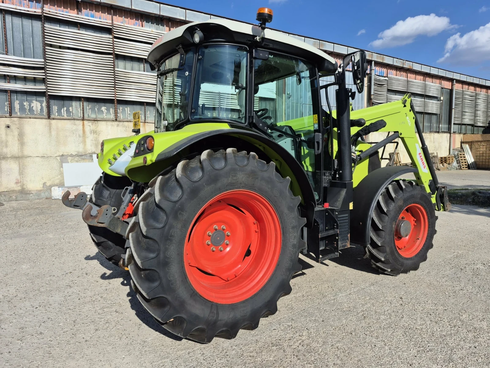 Трактор Claas ARION 420, снимка 6 - Селскостопанска техника - 56168109