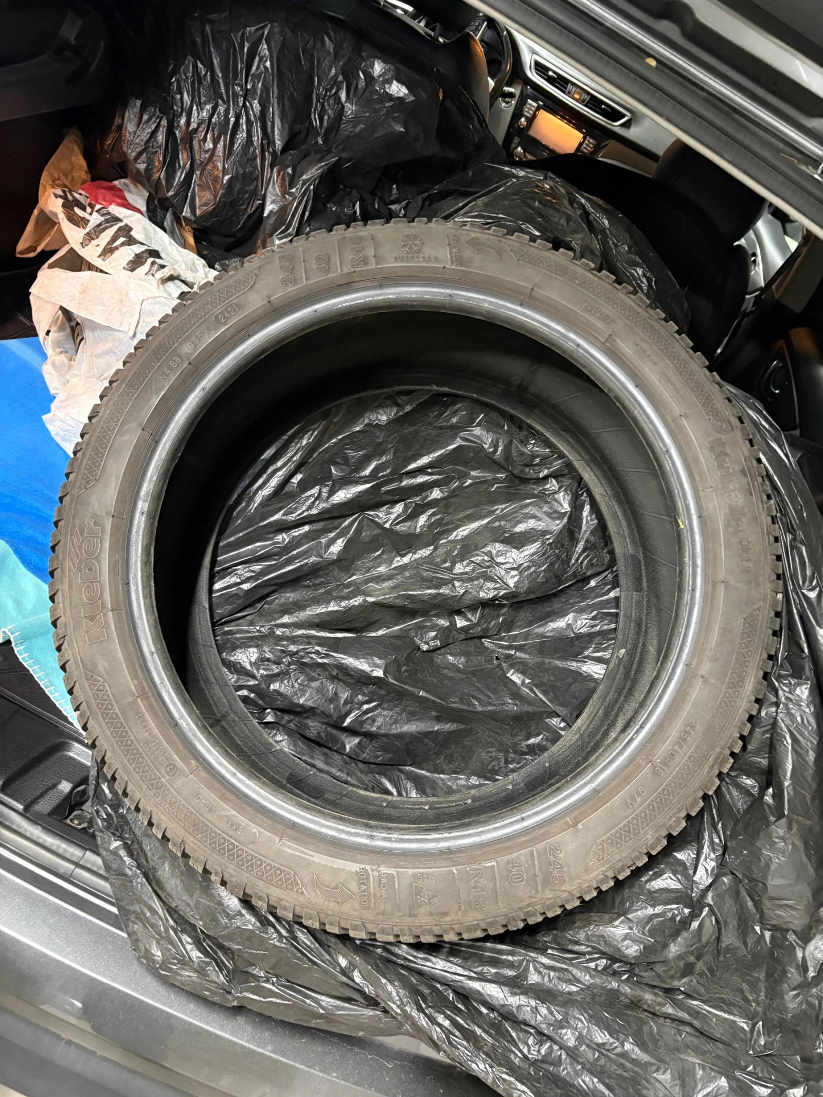  245/40R18 | Mobile.bg   4