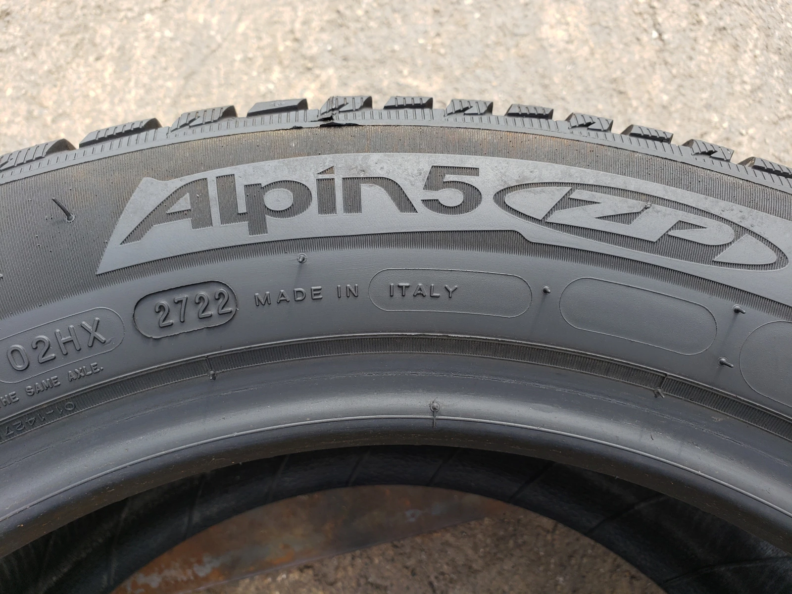 Гуми Зимни 225/55R17, снимка 7 - Гуми и джанти - 56054417