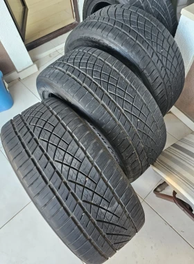 Гуми Всесезонни 255/40R19, снимка 6 - Гуми и джанти - 47469733