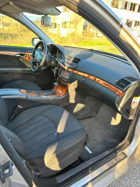Mercedes-Benz E 320, снимка 10