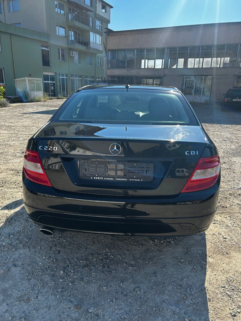 Mercedes-Benz C 220 2.2 CDI, снимка 6 - Автомобили и джипове - 47627026