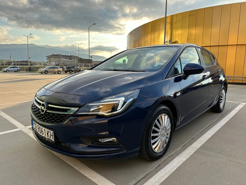 Opel Astra 75хил. км!!!, снимка 1 - Автомобили и джипове - 48017118