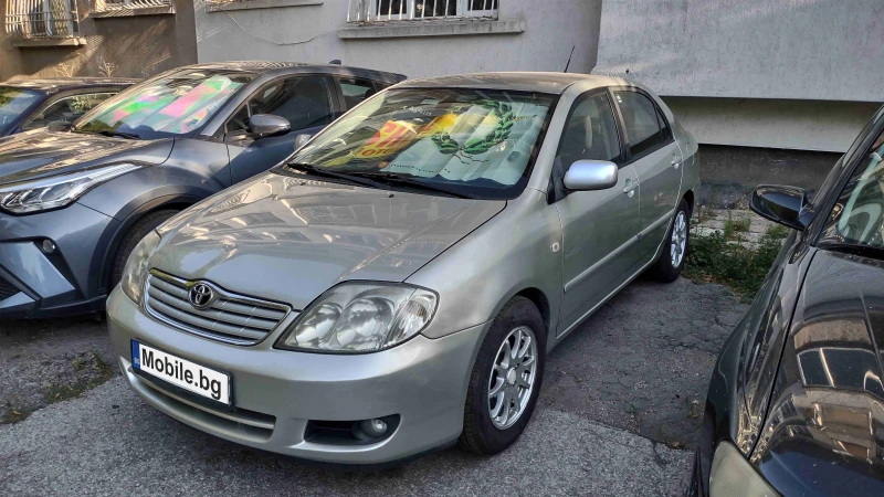 Toyota Corolla E120, снимка 2 - Автомобили и джипове - 47900271