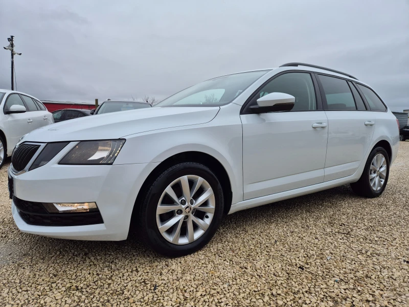 Skoda Octavia 1.6tdi, снимка 3 - Автомобили и джипове - 48312187