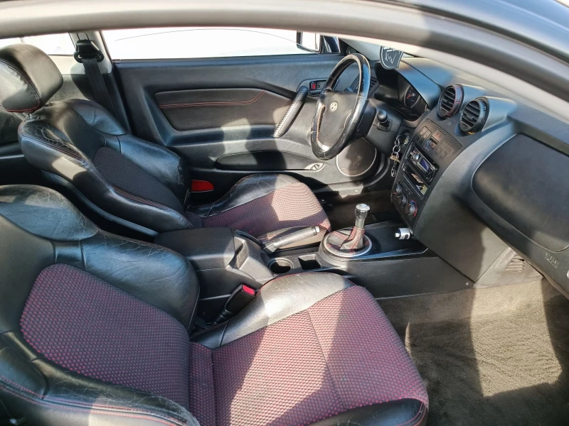 Hyundai Coupe, снимка 5 - Автомобили и джипове - 52440246