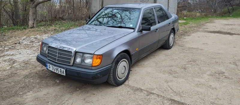 Mercedes-Benz 124 2, 0
