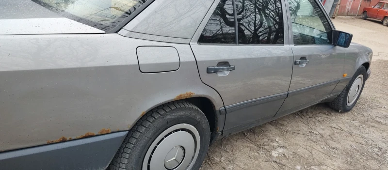 Mercedes-Benz 124 2, 0, снимка 4 - Автомобили и джипове - 51924186