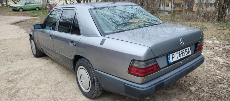 Mercedes-Benz 124 2, 0, снимка 3 - Автомобили и джипове - 51924186