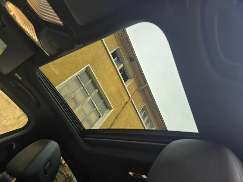 BMW 330 i Xdrive, снимка 7 - Автомобили и джипове - 52716387