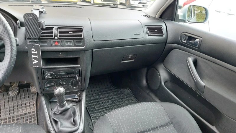 VW Golf, снимка 13 - Автомобили и джипове - 52340108
