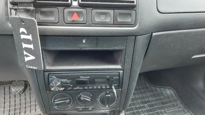 VW Golf, снимка 11 - Автомобили и джипове - 52340108