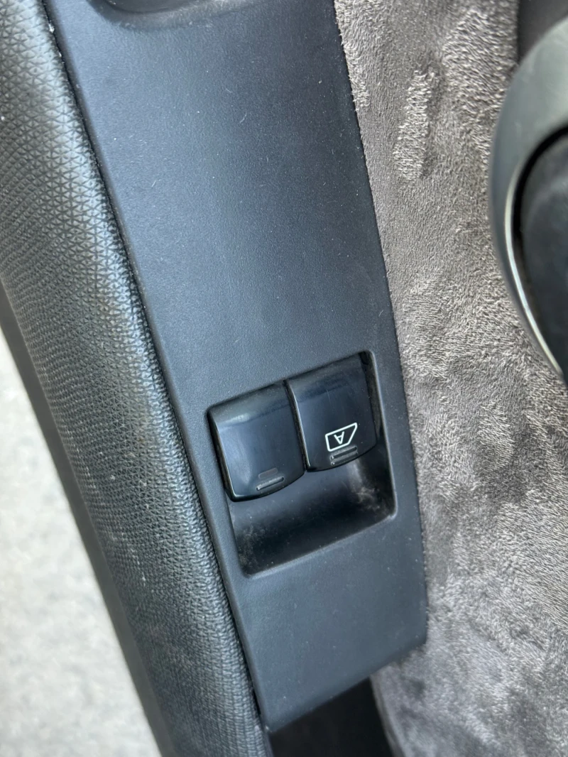 Nissan Micra 1.4 AVTOMAT, снимка 17 - Автомобили и джипове - 52648584