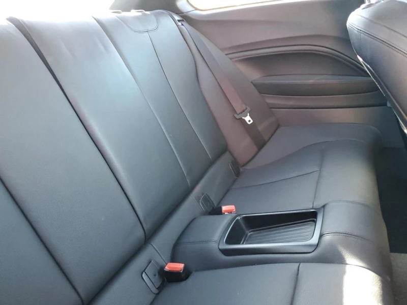 BMW 235 * M235* * CARFAX * БЕЗ ПЪРВОНАЧАЛНА ВНОСКА, снимка 10 - Автомобили и джипове - 52726707