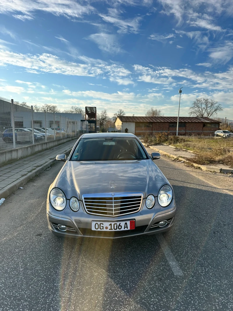 Mercedes-Benz E 320, снимка 2 - Автомобили и джипове - 52914111