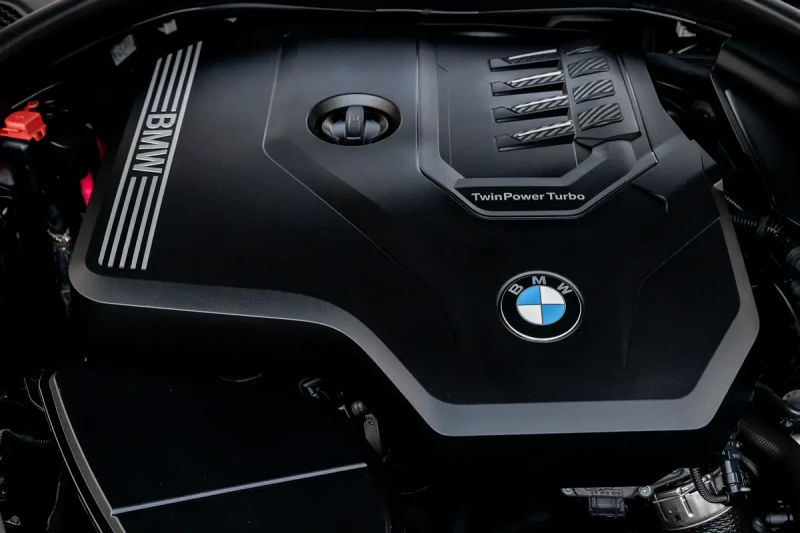 BMW 520 АвтоКредит* (Цена до БГ), снимка 14 - Автомобили и джипове - 53433135