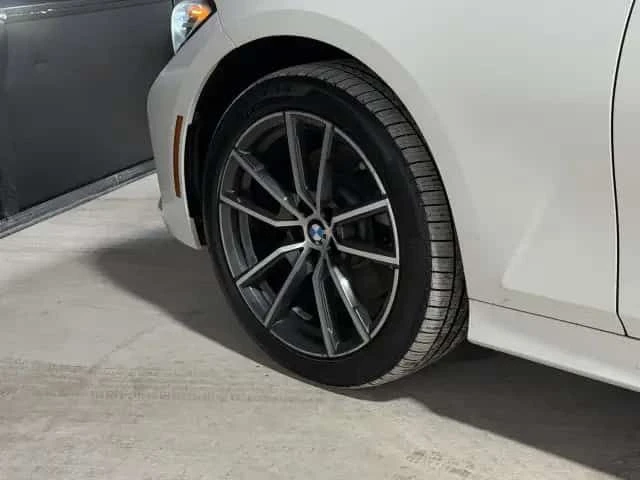 BMW 330  KEYLESS | ПОДГРЕВИ | ШИБИДАХ | CARFAX, снимка 17 - Автомобили и джипове - 53998516