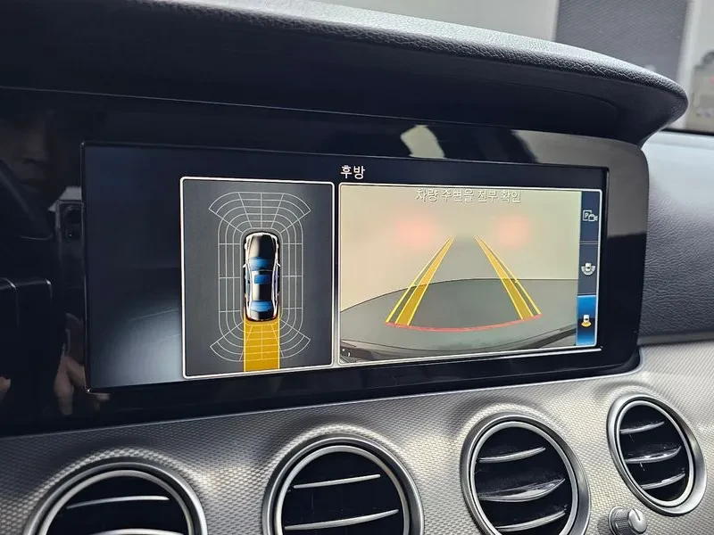 Mercedes-Benz E 300 САМО 30% АВАНС, снимка 13 - Автомобили и джипове - 56266605