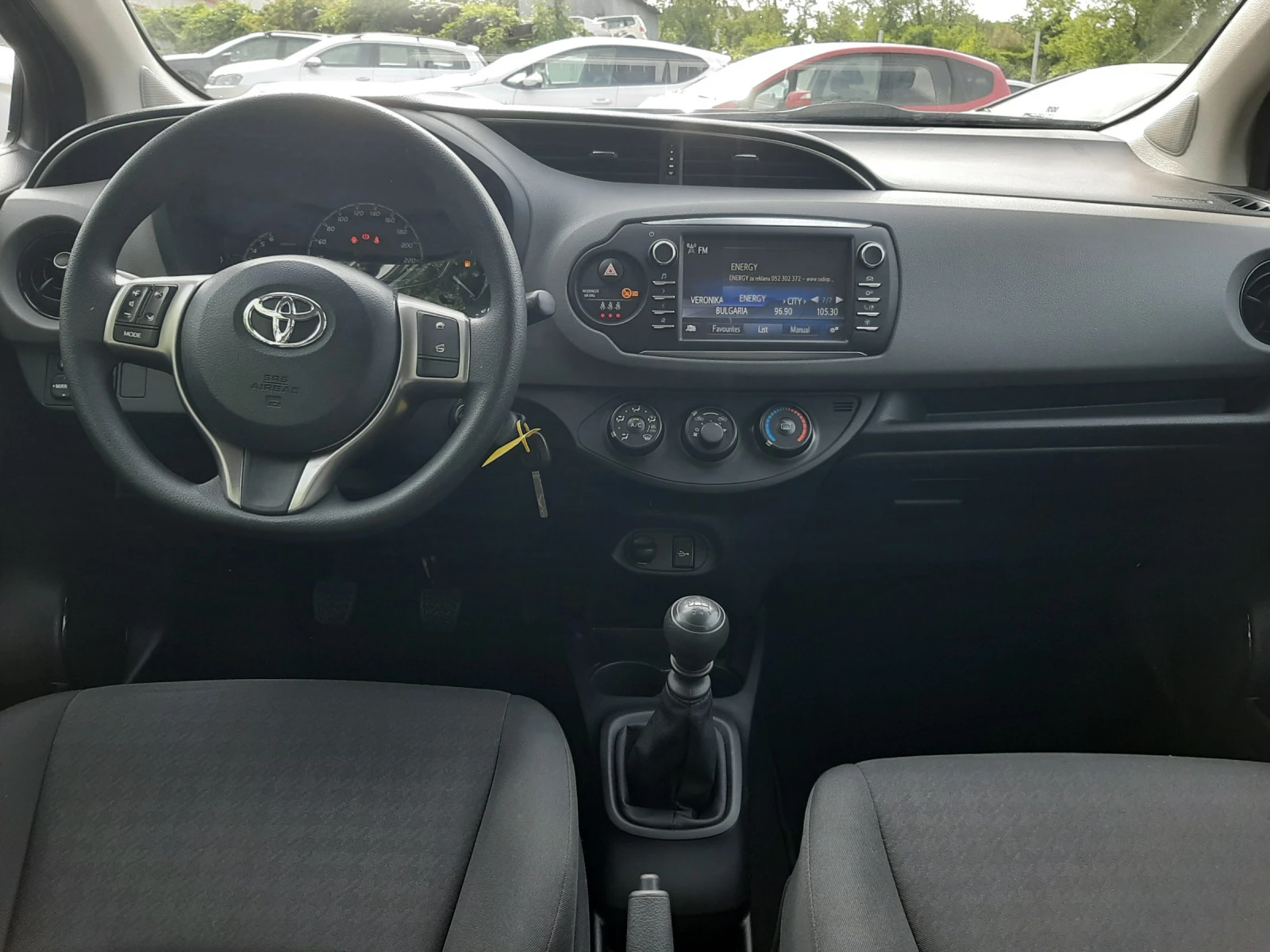 Toyota Yaris 1.5i 112кс - изображение 9