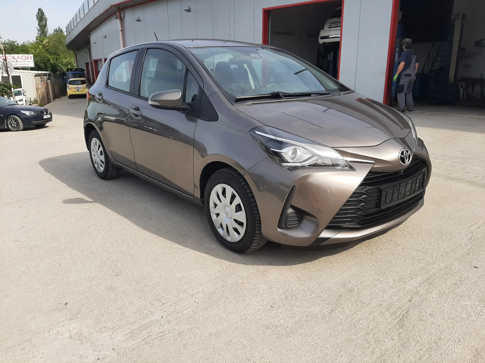 Toyota Yaris 1.5i 112кс - изображение 4