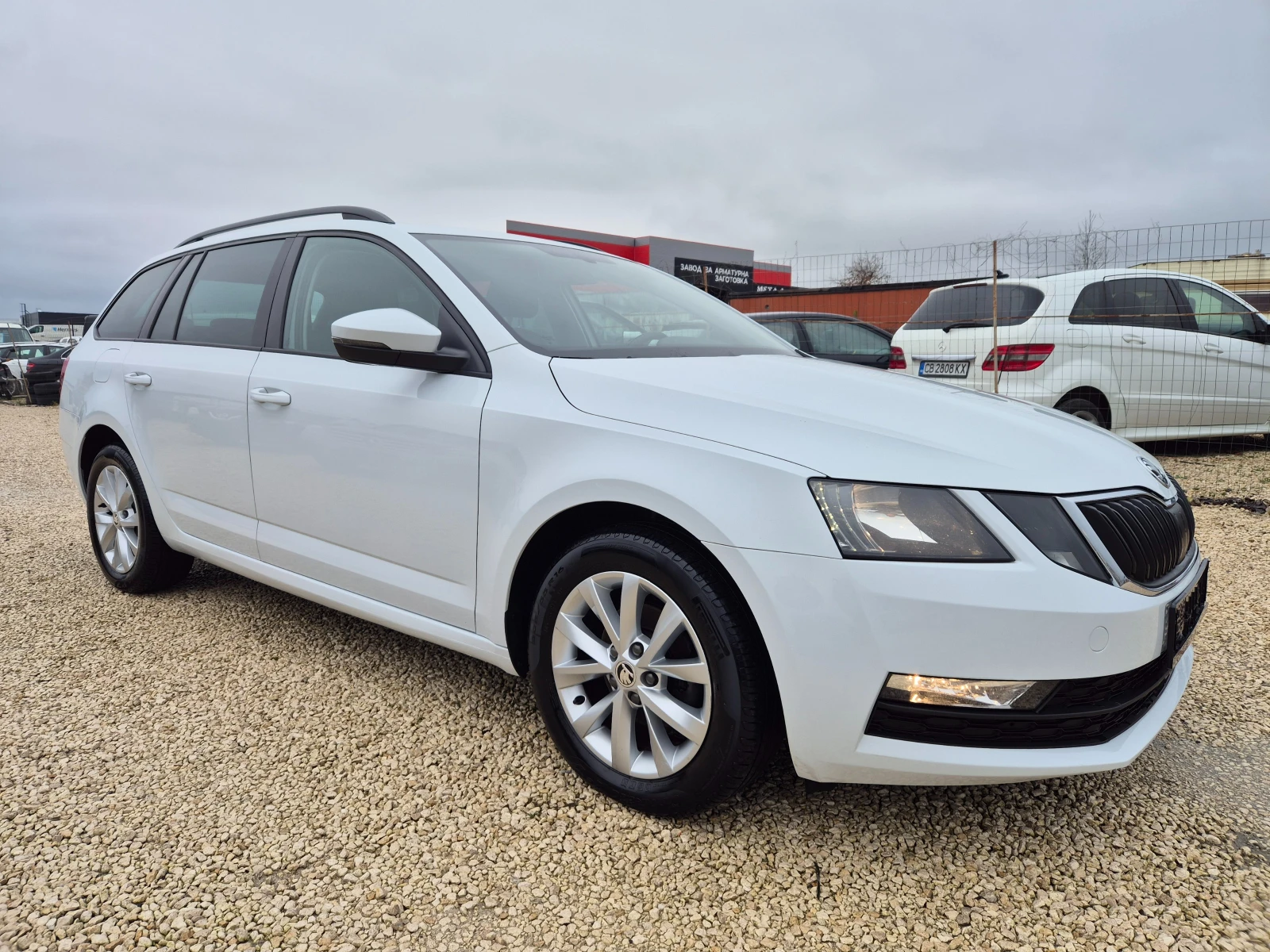 Skoda Octavia 1.6tdi - [1] 